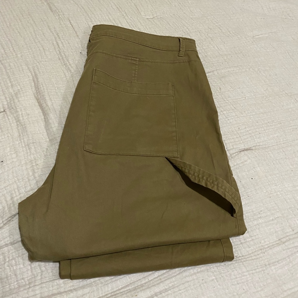 Old Navy carpenter straight leg crop pants